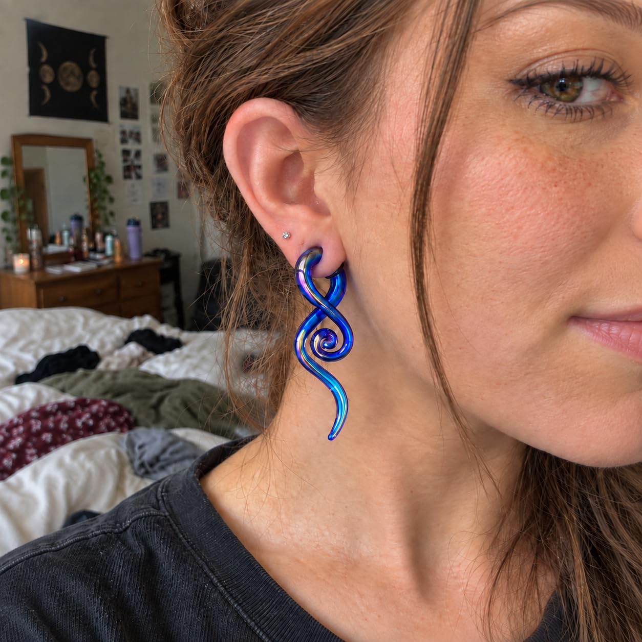 YOFANST 2 Stück 4G 1,3 cm mehrfarbige Glas-Spiralspirale Expander für Piercing, handgefertigtes Piercing