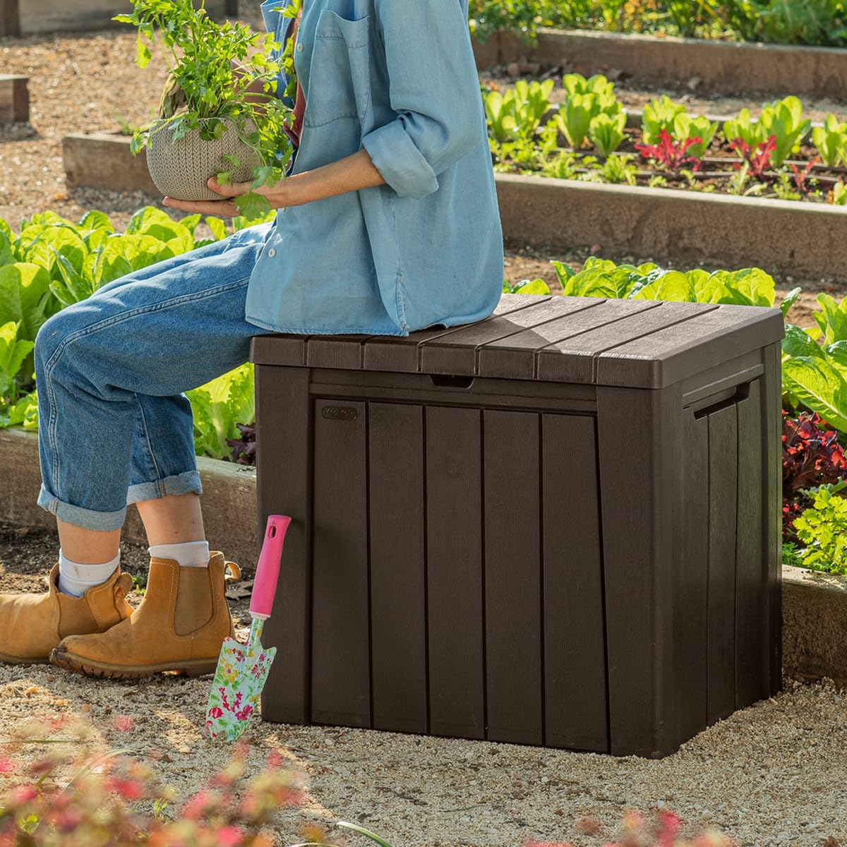 Amazon｜KETER ケター アーバンボックス 113L ブラウン/座れる