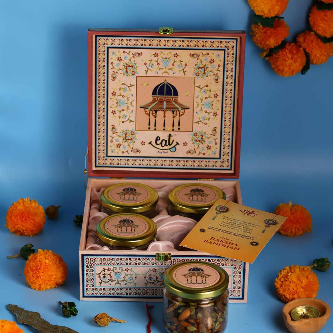EAT AnytimeGift Box Premium Gift Box for festive season or any Ocassion contains Almonds, Cashews, Pista & Raisin Celebrate any Season or any occasion with this elegant Gift Box