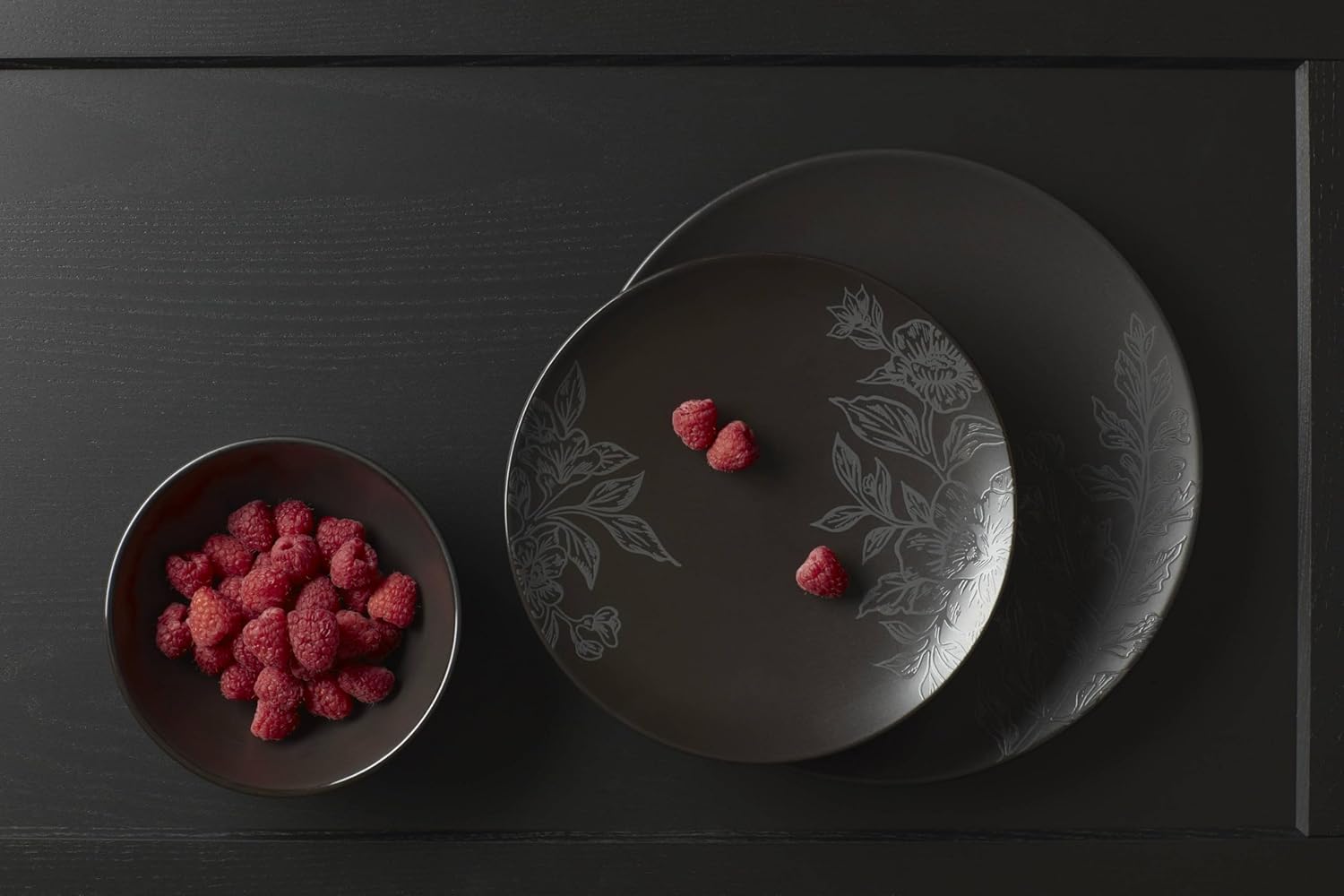 Oneida 897391 Roseto 12-Piece Dinnerware Set, Charcoal