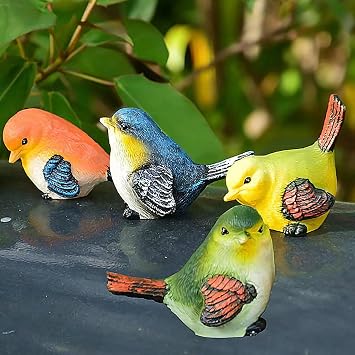 Set of 4 Handcrafted Resin Bird Statues Birds Animal Figurine Decoration for Outdoor Indoor Decoration at Lawn and Yard
