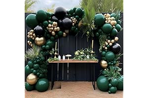 Hunter Green Christmas Decorations: Festive Garland and Balloons for Holiday Cheer
