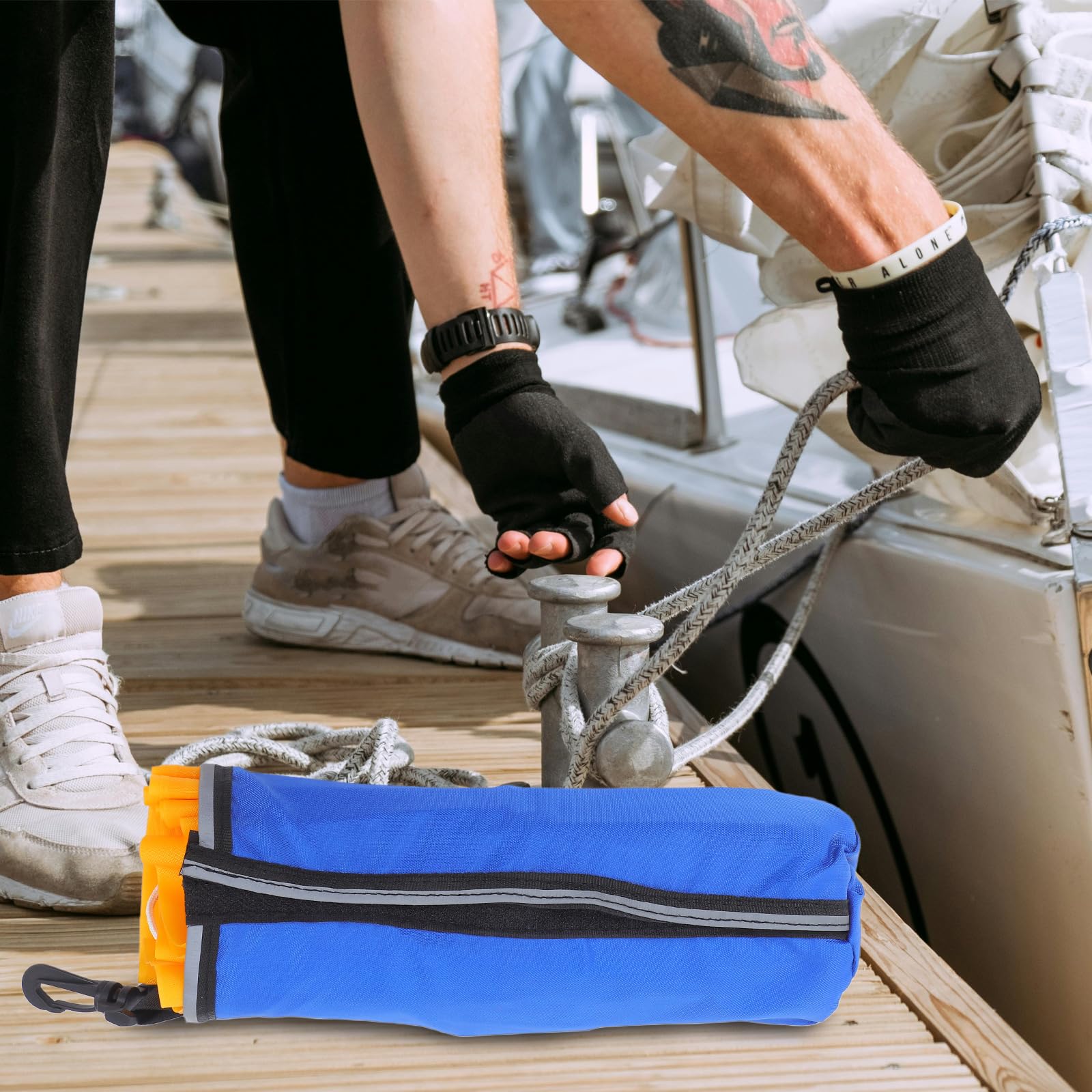 Supvox 3 Stück Manueller Aufblasbarer Rettungsring Blau, Wasser-Rettungsboje mit Wurfseil und Notfallhammer (Zufällige Farbe), Tragbare Sicherheitsboje für Pools und Wassersport