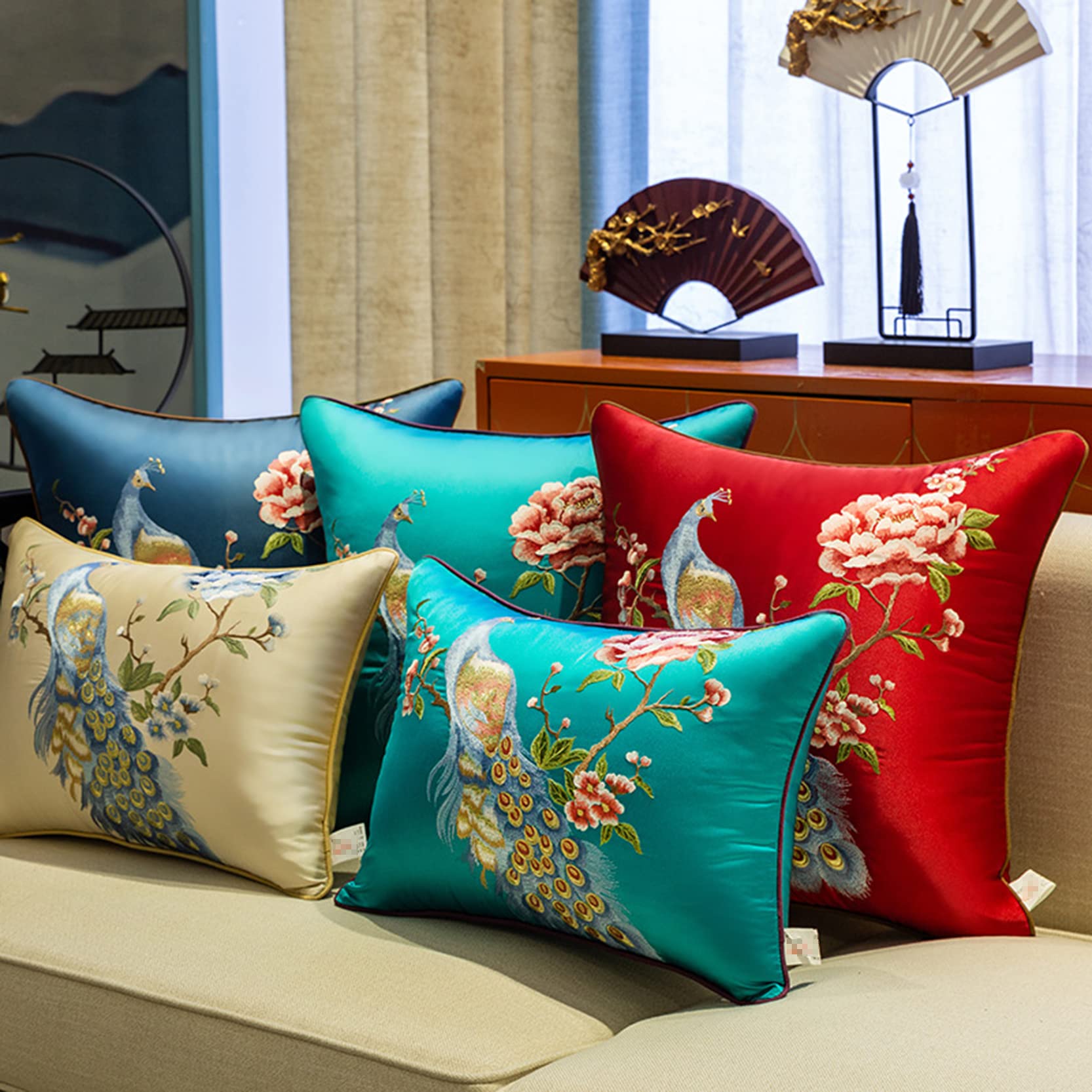 中国 刺繍 孔雀 デザイン クッションカバー 2枚セット 中国 刺繍 孔雀 デザイン クッションカバー 2枚セット