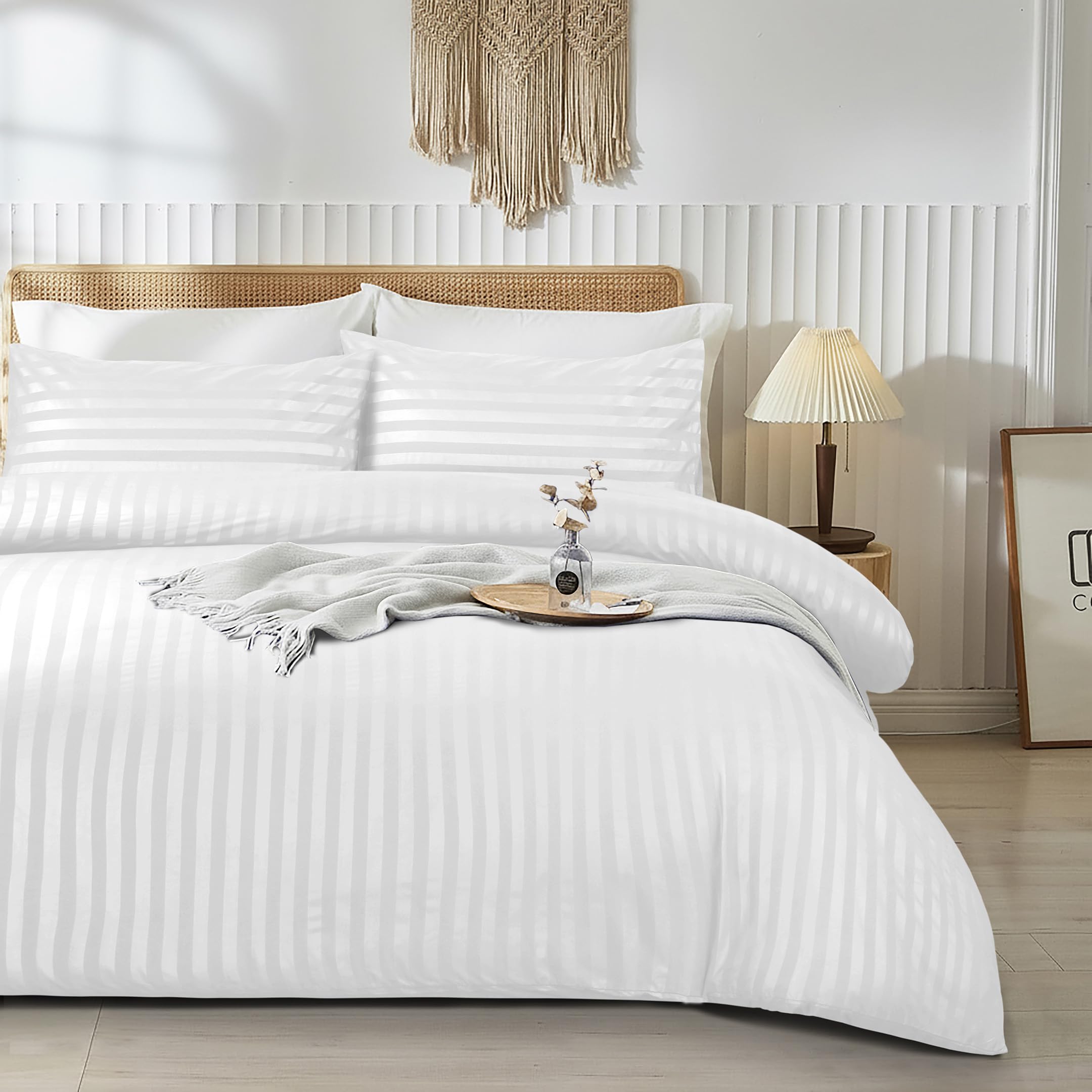 JEB TIFL Premium Hotel Quality Satin Stripe Duvet Cover Set - Quilt Cover Bedding Sets with Pillowcases - Soft Microfiber Quilt Bedding, Hypoallergenic Button Closure Bed Covers (White, King)
