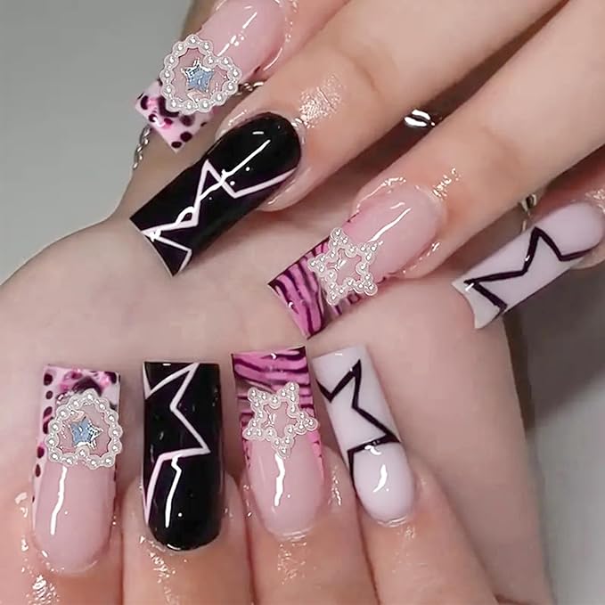 Y2K Goth Nails: 🖤💖 Black & Pink Press-on Nails