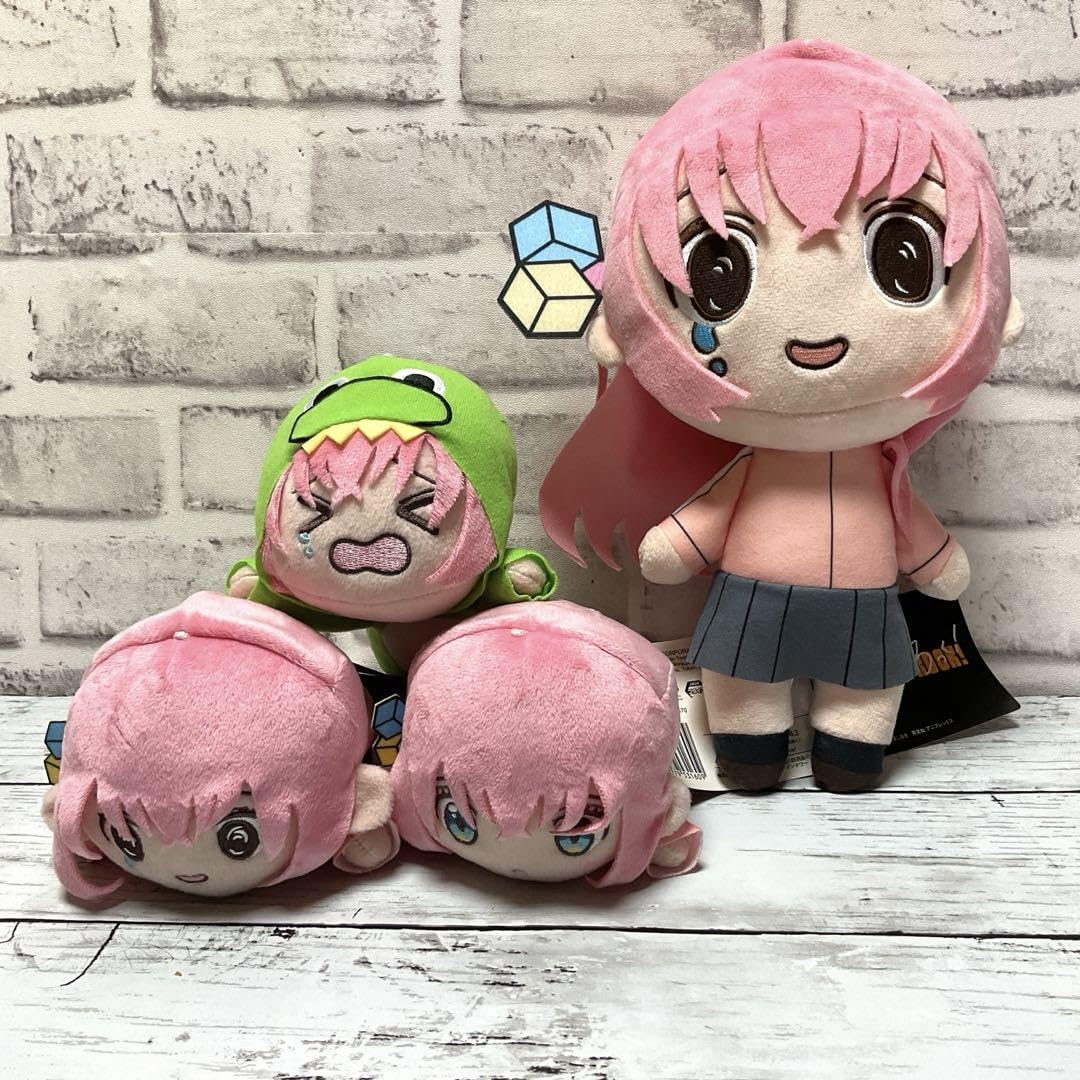 ぼっち・ざ・ろっく！  寝そべりモアプラスぬいぐるみ Amazon.co.jp: 後藤ひとり 通常 寝そべり モアプラスぬいぐるみ