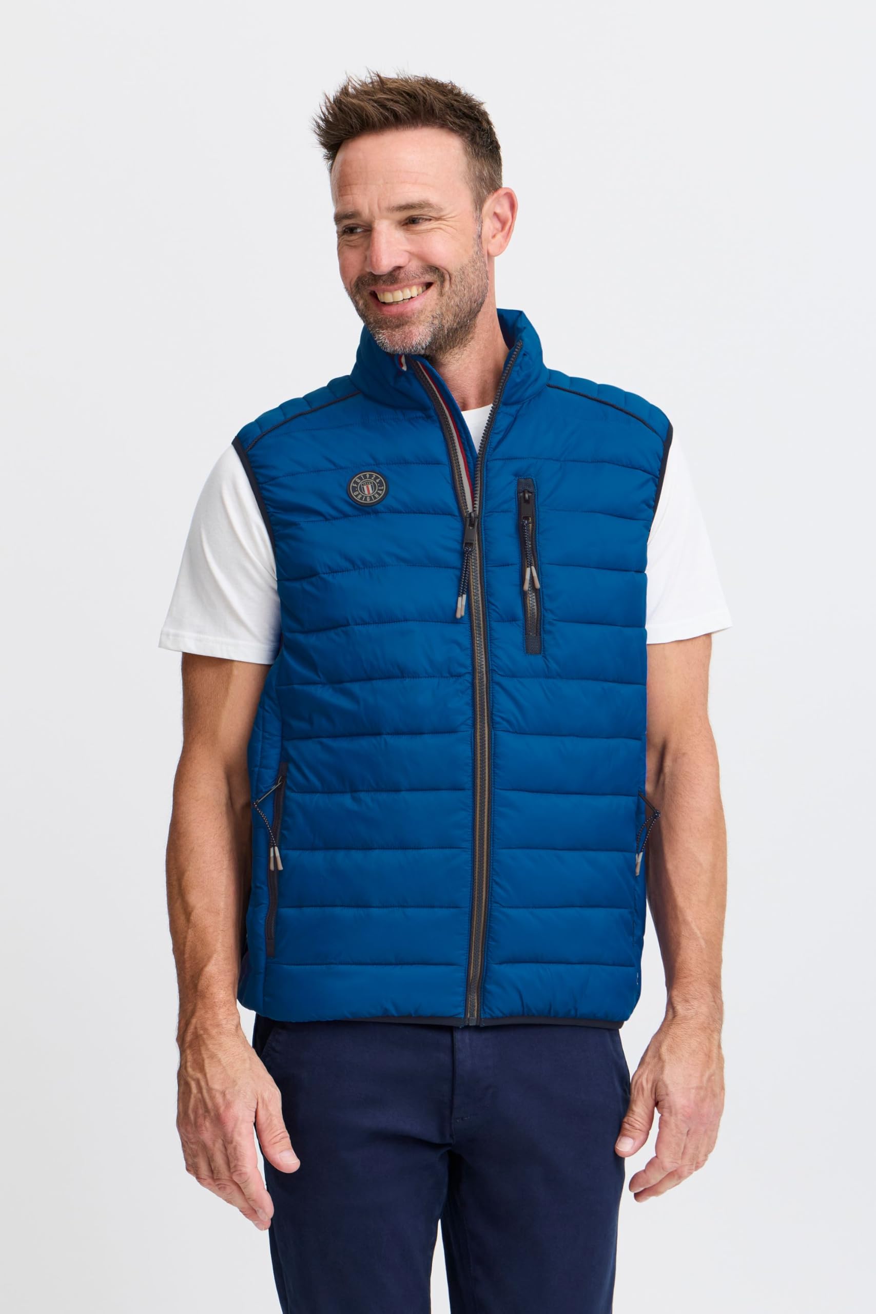 FQVinncent Gilet da uomo imbottito da esterno con tasche con cerniera, tasca sul petto, dettagli etichette, vestibilità regolare
