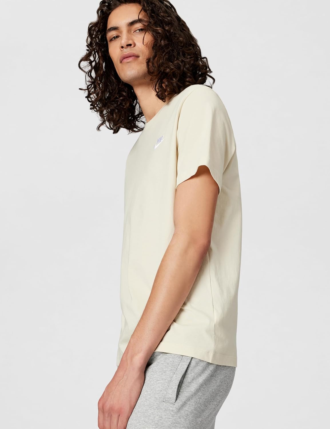 Nike Men's Sportswear Club T-Shirt