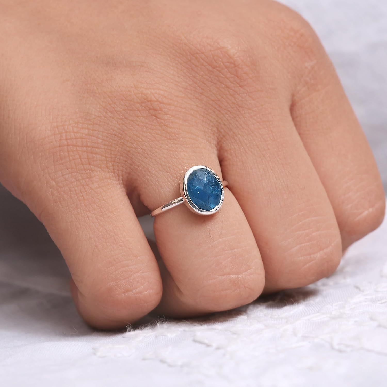 Blue Apatite Ring for Women 925 Sterling Silver Apatite Ring Oval Gemstone Statement Ring for Women Mothers Day Gift