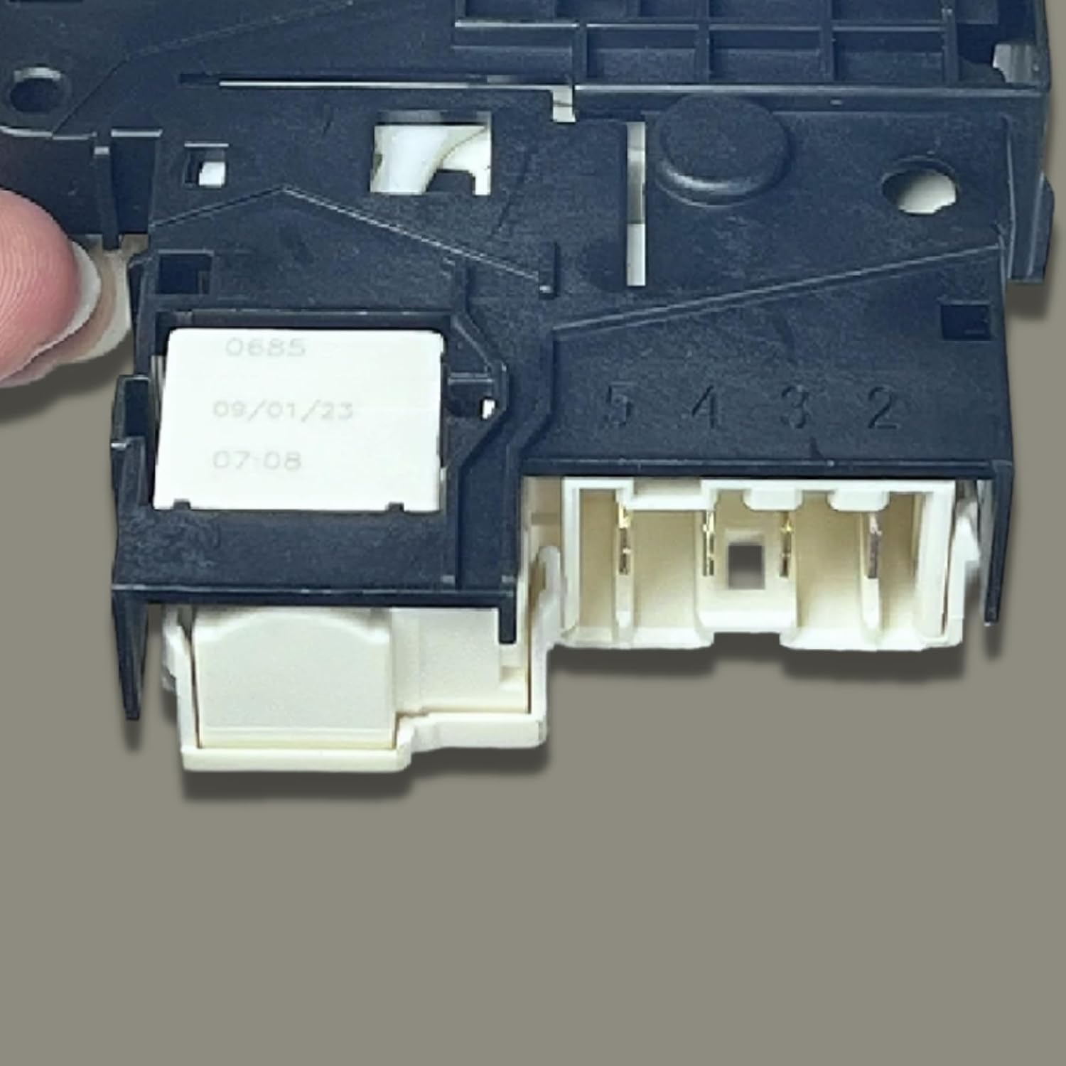 EBF61315802 and MFG63099101 Washer Door Lock Switch Assembly Replacement Part Compatible with LG and Kenmore Washing Machine Replace 2667085, AP5672154, PS7792232, EAP7792232, PD00008063