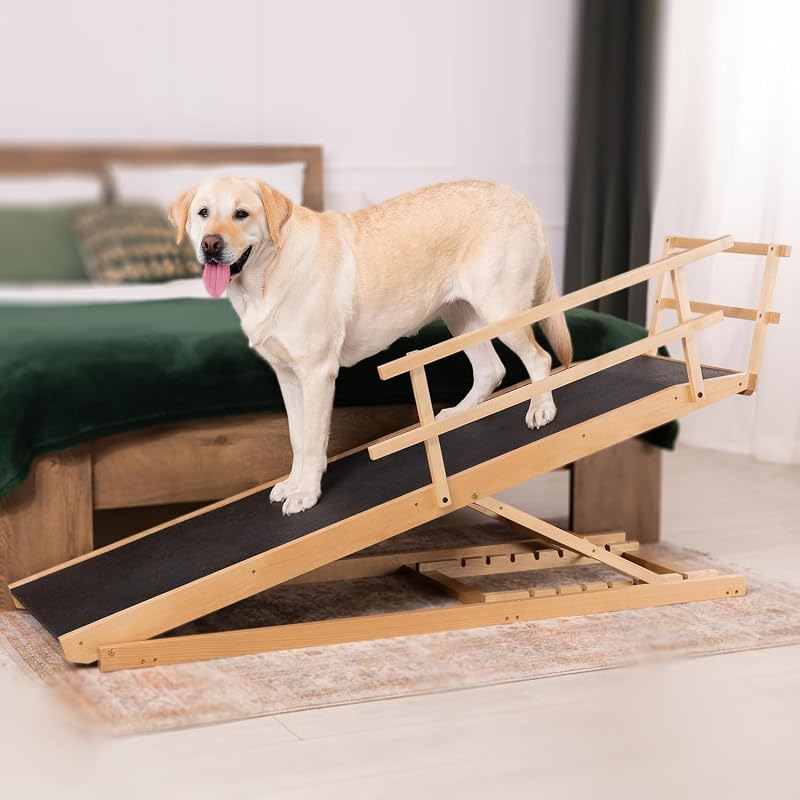 Rampa para cama para perros con rieles de seguridad para camas altas de hasta 37" – Rampa para cama para perros ajustable extra ancha de 19.5" para perros grandes de hasta 200 lbs – Madera de abedul maciza, superficie de goma antideslizante, diseño plegable – Natural