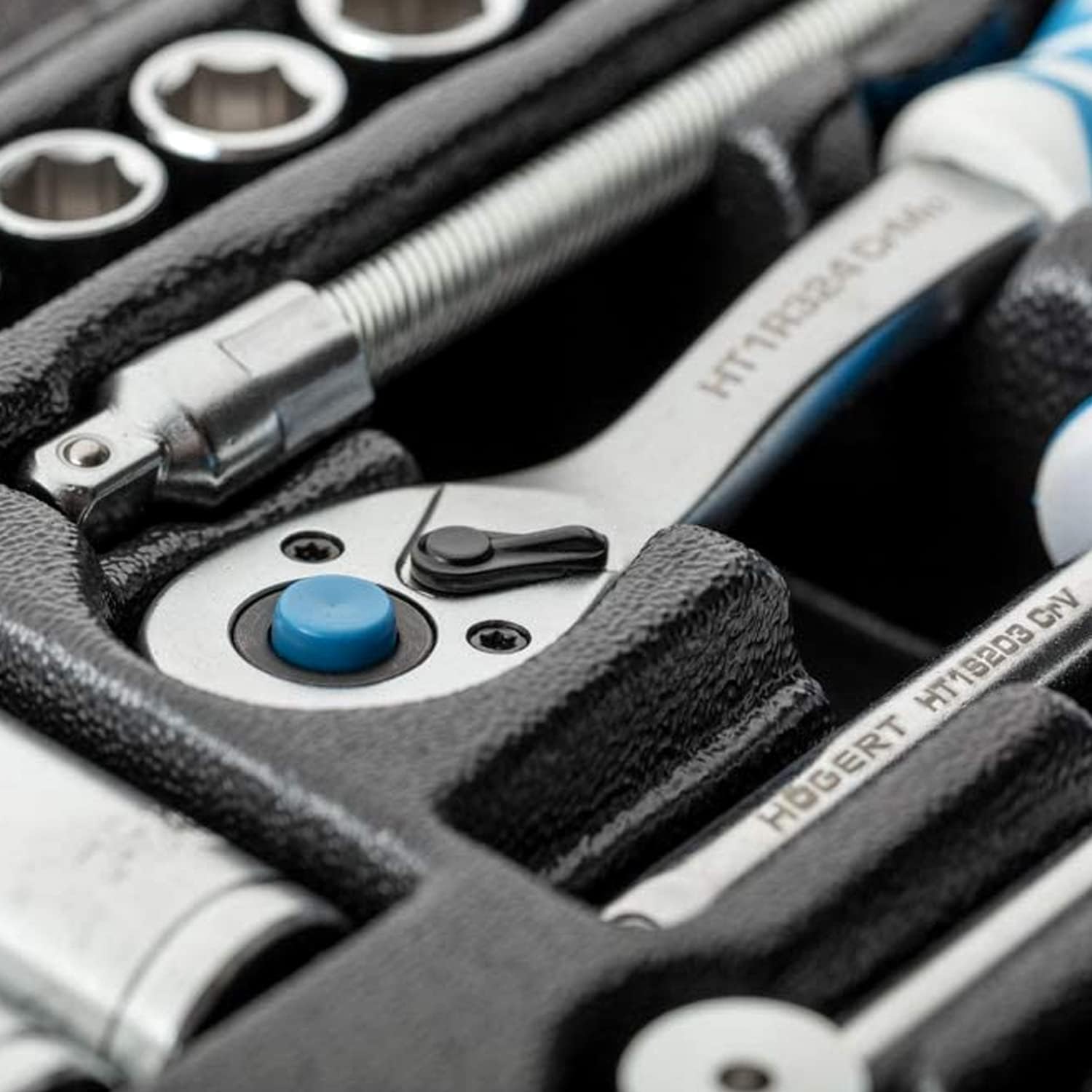 Högert Technik - Set di utensili da 63 pezzi Valigetta portautensili Chiavi a bussola, punte e accessori 1/4” Cr-V Stampato a stampo I Meccanismo a cricchetto con 72 nottolini