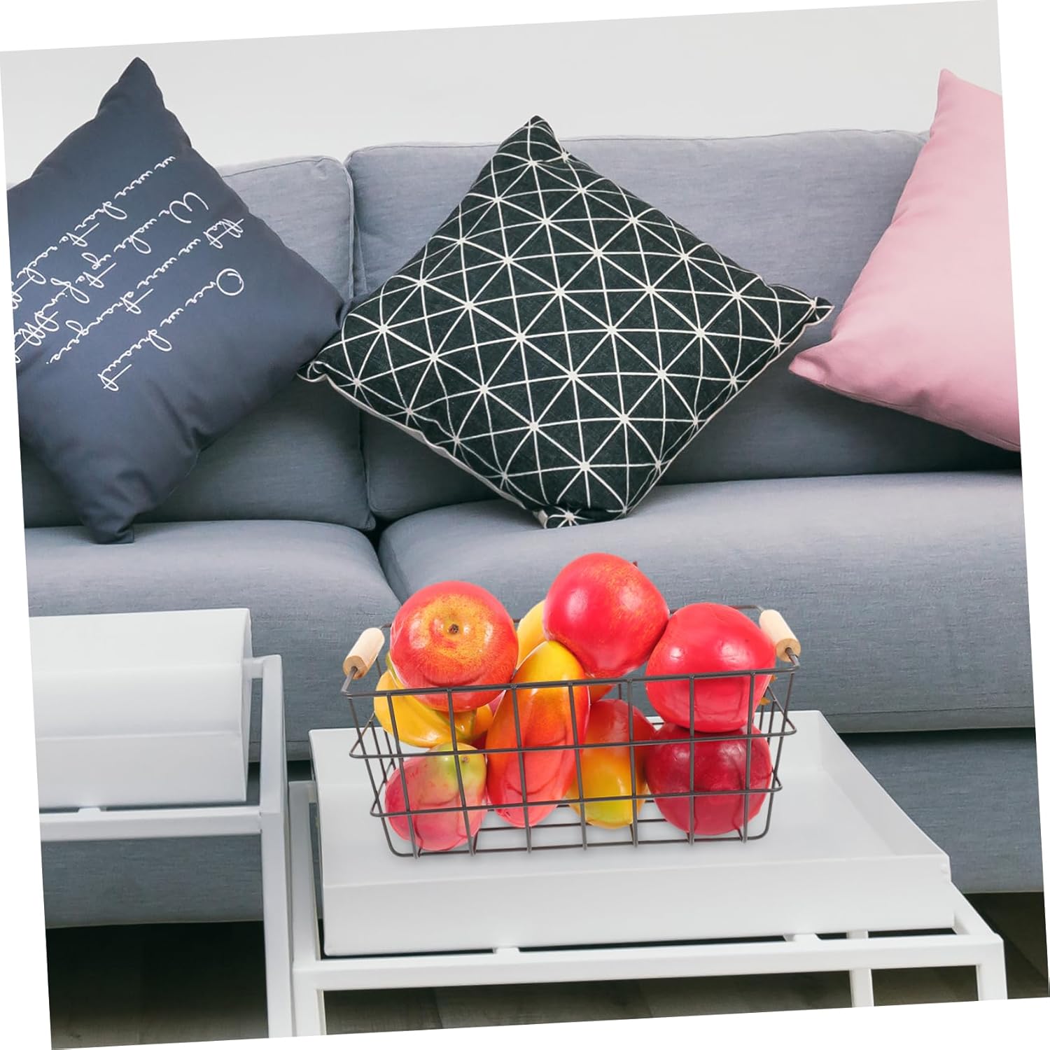 2pcs Portable Storage Basket Metal Baskets for Home Closet Bathroom Living Room Fruit Storage Toy Organizer Random Color