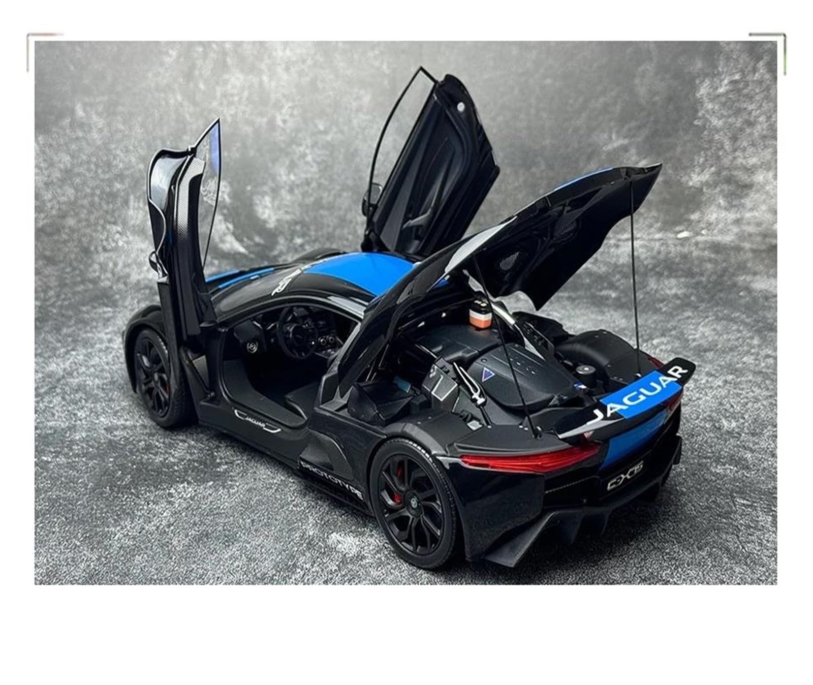 Amazon.com: Metal Vehicles Toys 1/18 for Jaguar C-X75 2013 CX75