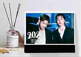 東方神起　5人　2009年　2010年　壁掛け　カレンダー 東方神起 5人 2009年 2010年 壁掛け カレンダー Amazon.co.jp