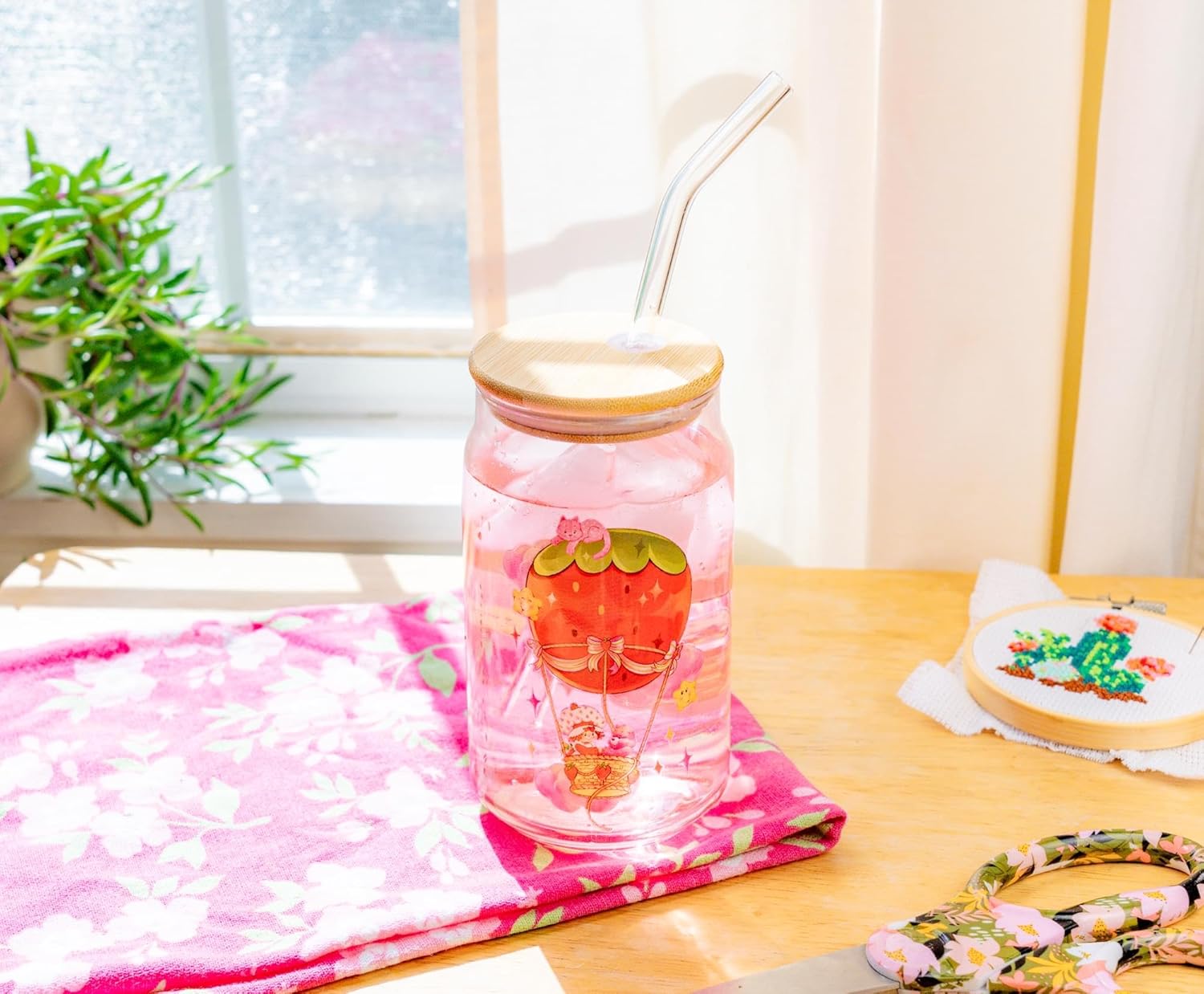 Silver Buffalo Care Bears and Strawberry Shortcake Featuring Cheer Bear Glass Jar Tumbler with Bamboo Lid and Glass Straw, 16 Ounces - Image 8