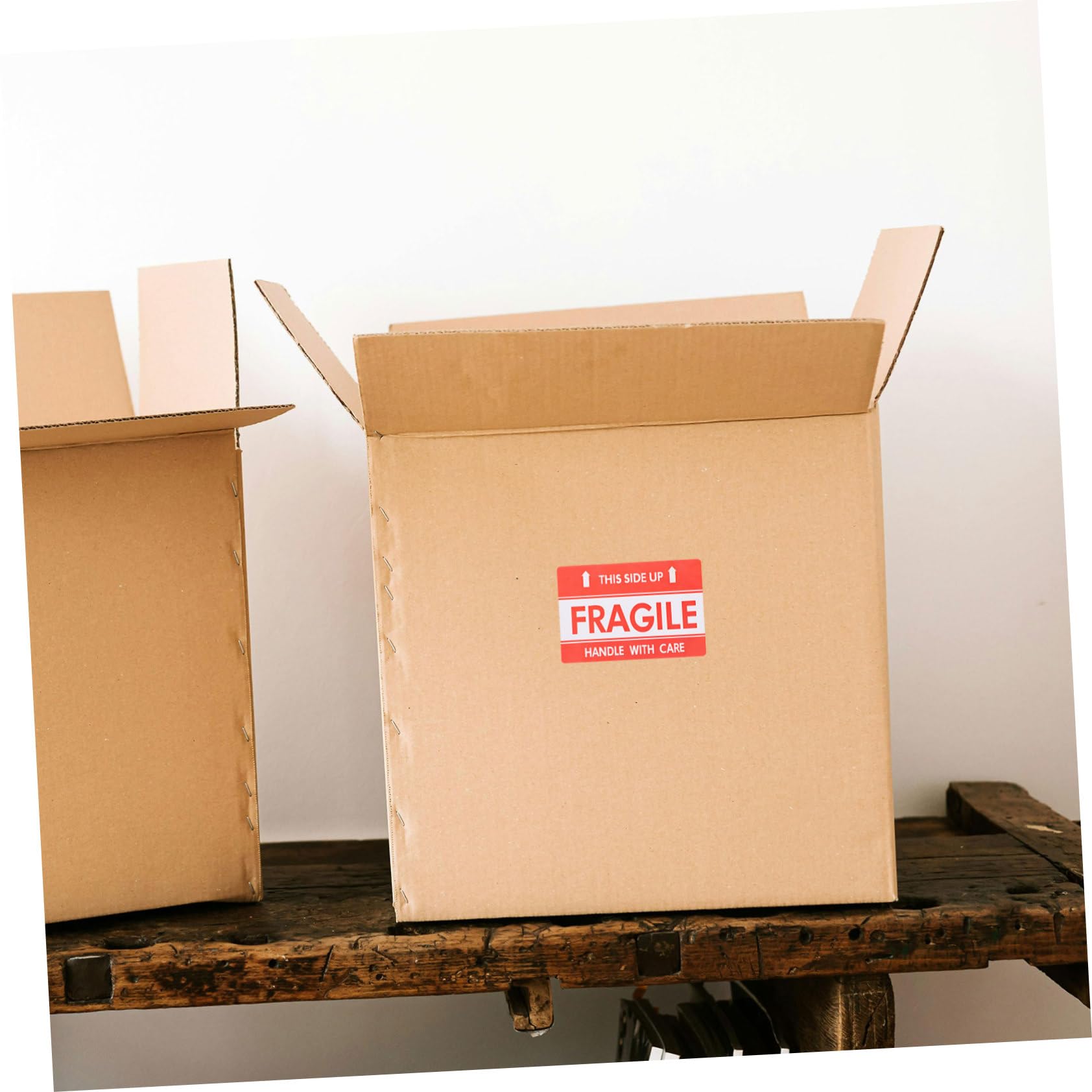 PartyKindom Shipping Care Sticker Self-Adhesive Fragile Labels for Boxes Bags Crates 3x2 Inches