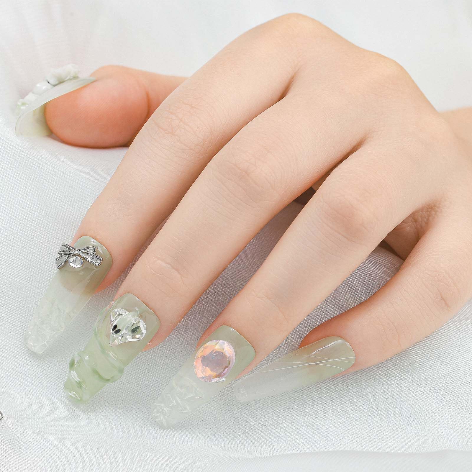 Bara lunga Chiodi a pressione Strass Gradiente Unghia finta Farfalla Rosa Unghie finte Brillantini Cristalli Unghie con colla riutilizzabile per donne e ragazze 10Pz