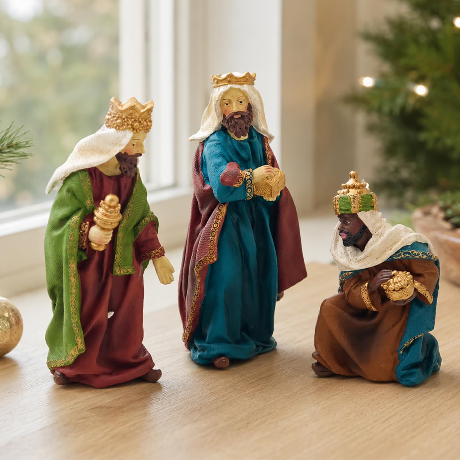 Crèche de Noël 11 pièces de 22,9 cm de haut, grande crèche de Noël Sainte | Figurines religieuses en résine peintes à la main avec bébé Jésus, Marie, Joseph, ange et mages pour décoration de table