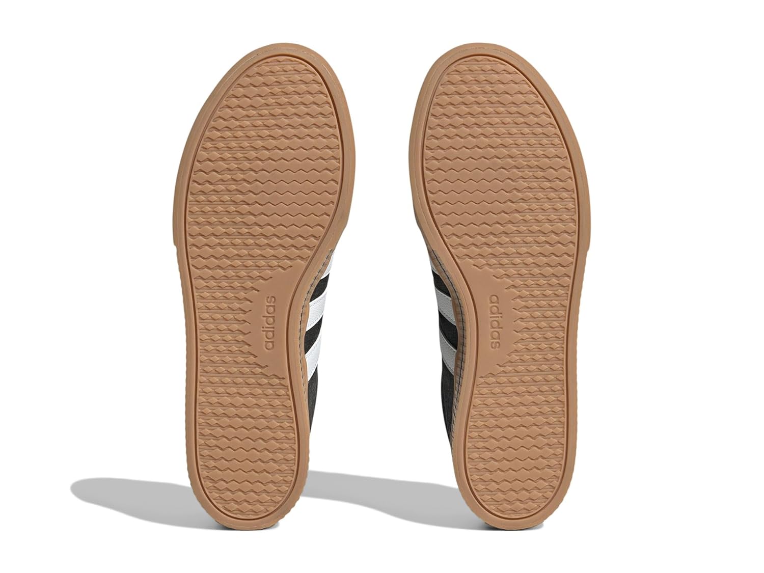 adidas em promoção! Veja a oferta e mais achadinhos de Tênis 4 Hoje é o melhor dia para comprar adidas com aquele preço maroto! Promoção! Aproveite a oferta! 4