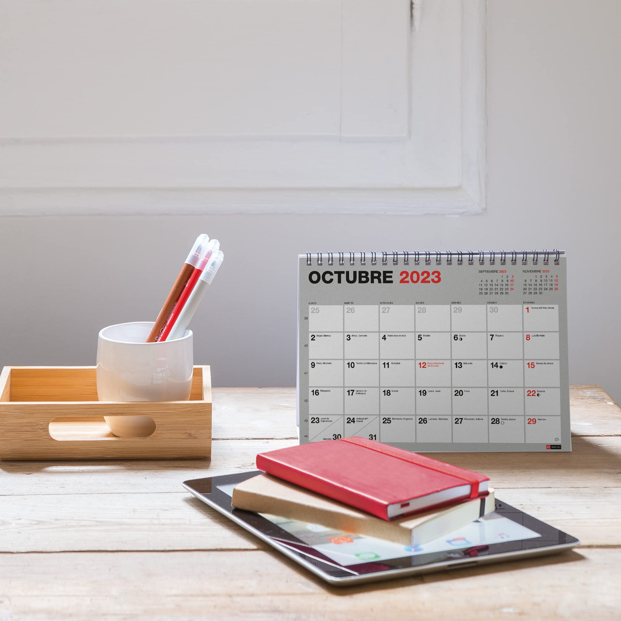 Miquelrius - Desktop Calendar 18 Months, July 2023 to December 2024, A5 Size, Grey, Sobremesa - Image 4