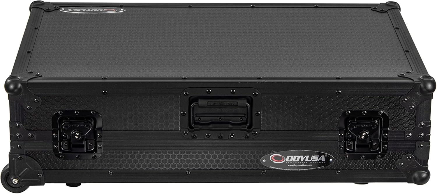 Denon DJ SC LIVE 4 I-Board Flight Case with Glide Style Laptop Platform