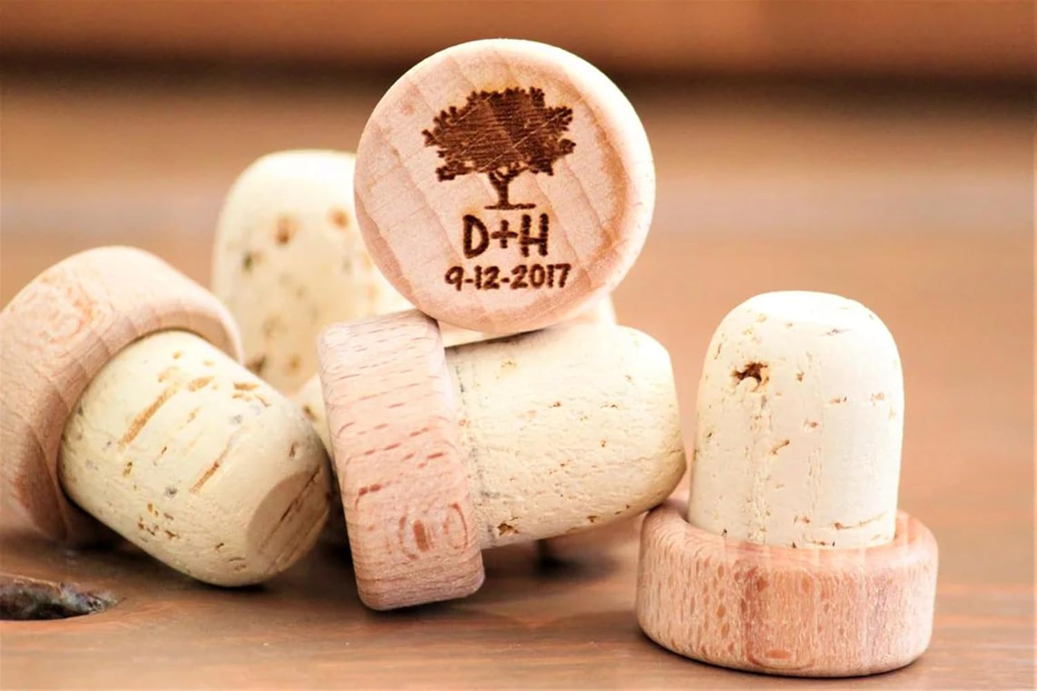 Wedding Favors for Guests Personalized Engraved Wood Wine Bottle Corks Bulk Custom Logo Wine Stopper Customize Wine Cork Stoppers Party Wooden Wine Stoppers Business House Warming Bridal Shower Gift