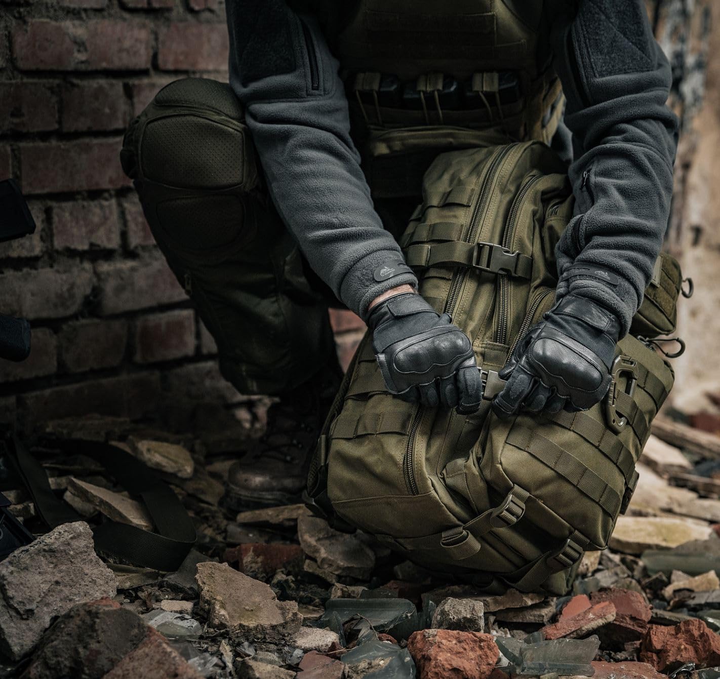 Tactical Polygon Large 36L Taktischer Rucksack – Oliv | Militär & Outdoor Rucksack Herren | Mit MOLLE-System & Fach für Trinkblase | Ideal für Trekking, Camping & Survival | 51×29×28 cm