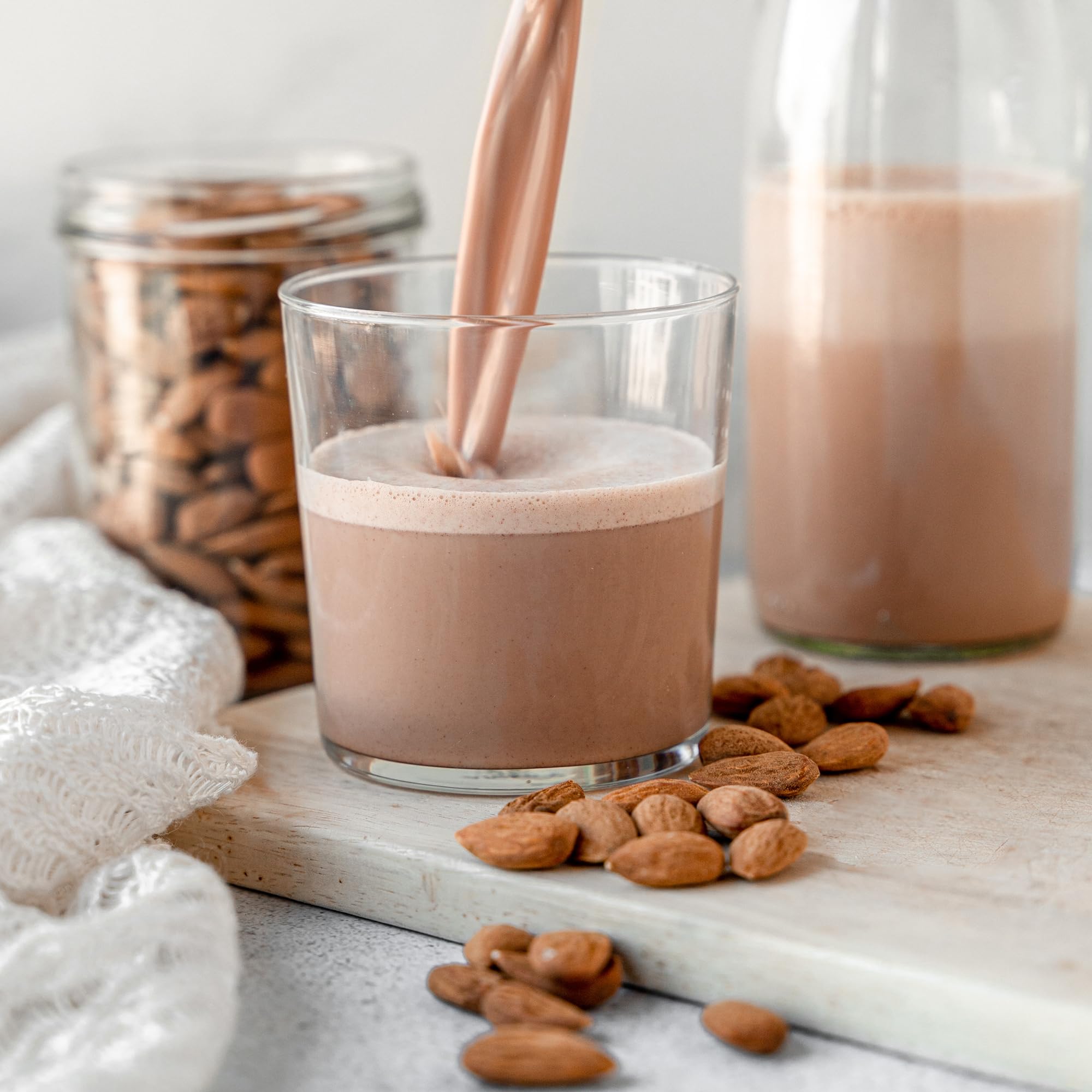 NUTRI & CO Protéines Vegétales BIO - 4 Sources : Pois, Riz, Chia & Courge - Riche en BCAA - Vegan Protein 100% naturelle - Goût Naturel Cacao 500g - Sans édulcorant ni additif - Fabriqué en France
