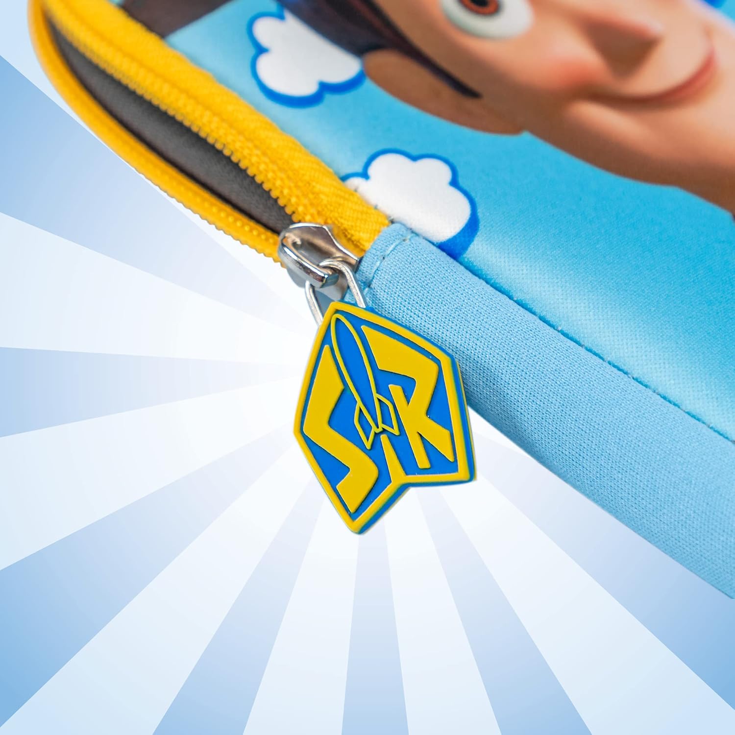 Pebble Gear Disney Toy Story Kids Bag zipper detail