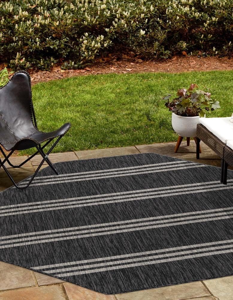 Unique Loom Outdoor Collection Area Rug - Anguilla (7' 10" Octagon, Charcoal/ Ivory)