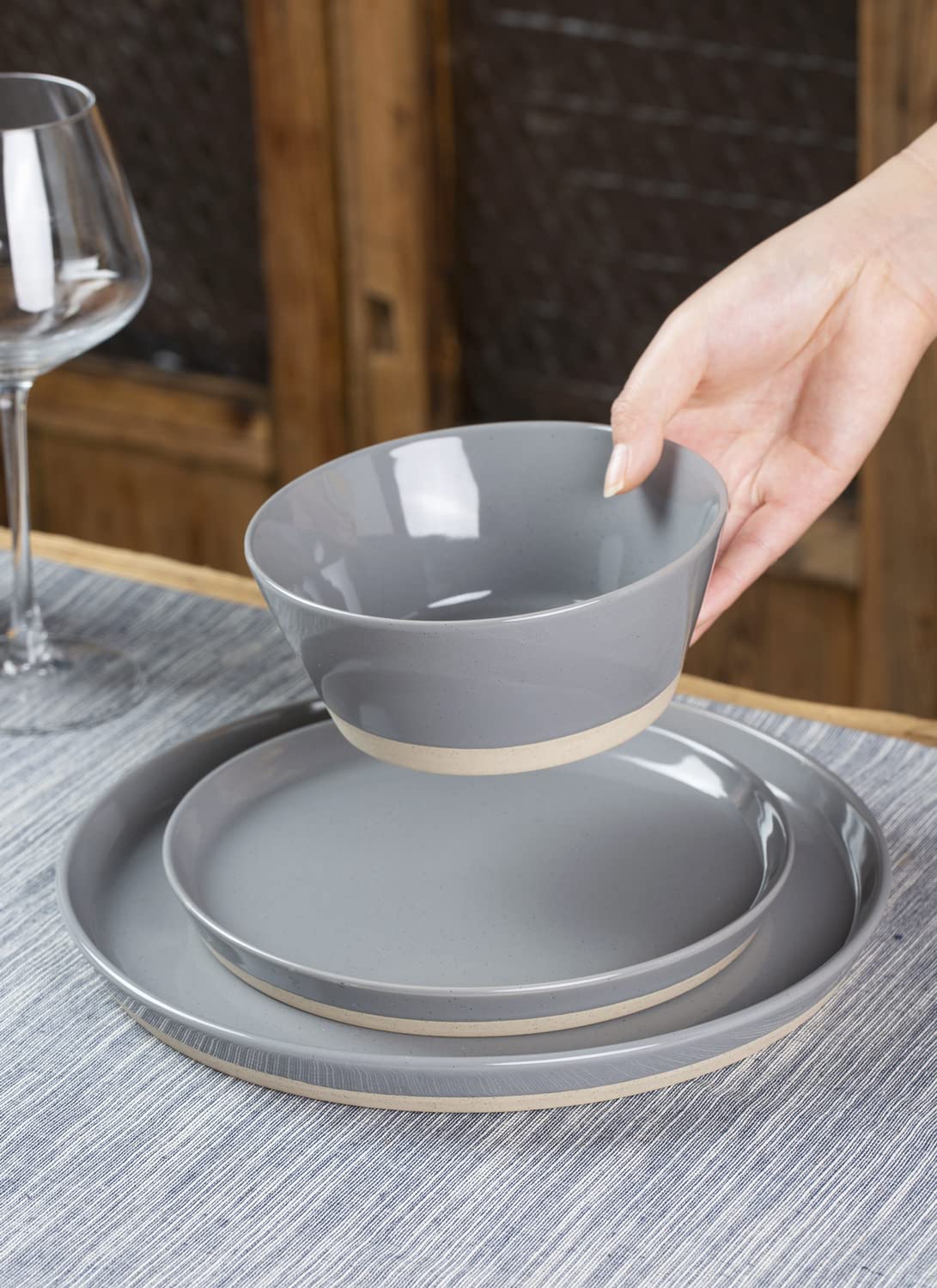 Amazon.com | Famiware Saturn 16 Pieces Plates and Double Bowls