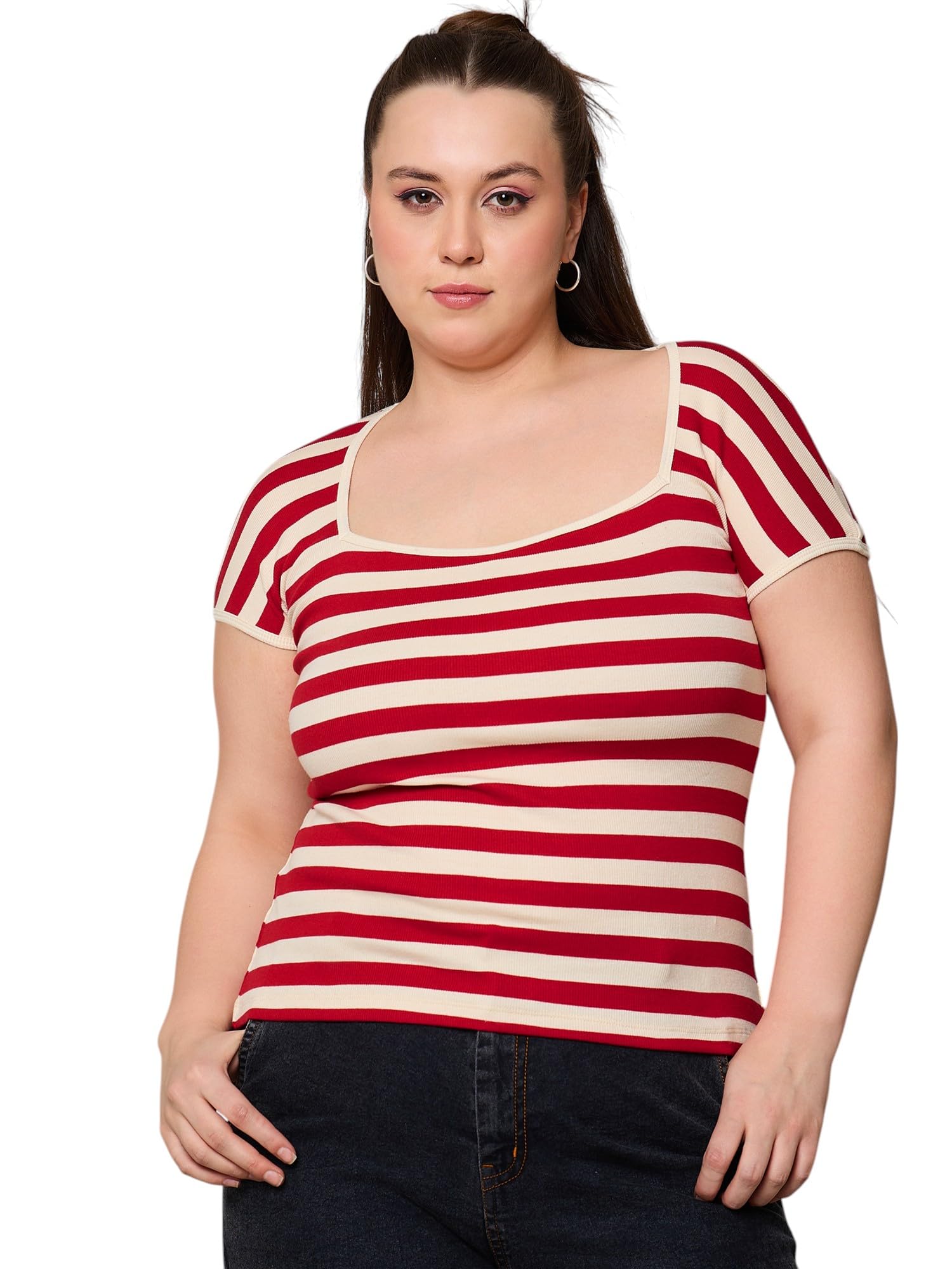 SASSAFRAS Women Square Neck Top in neutral