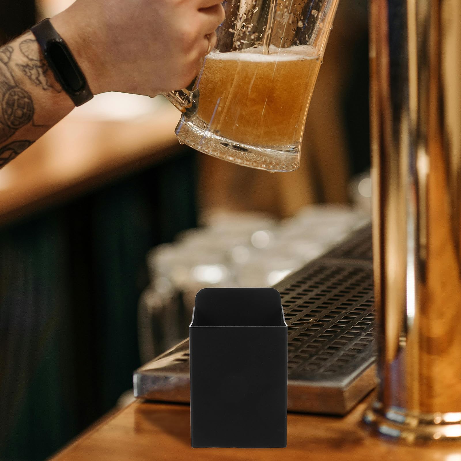 FUOYLOO Hängender Großer Kapazität Organisierten Aufbewahrung und zur Bierdeckelfänger aus Schwarzem Eisen mit Sammlung von Kronkorken für Riegel und Zuhause Küche, Haushalt & Wohnen