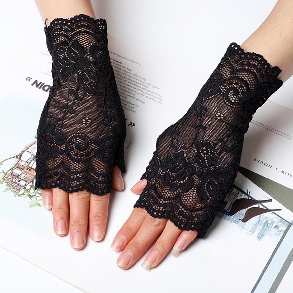 yefiuo Fingerless Lace Gloves White Wrist Hand Sleeve Lace Elastic Bracelet for Wedding,Tea Party,Masquerade,Daily Cuff