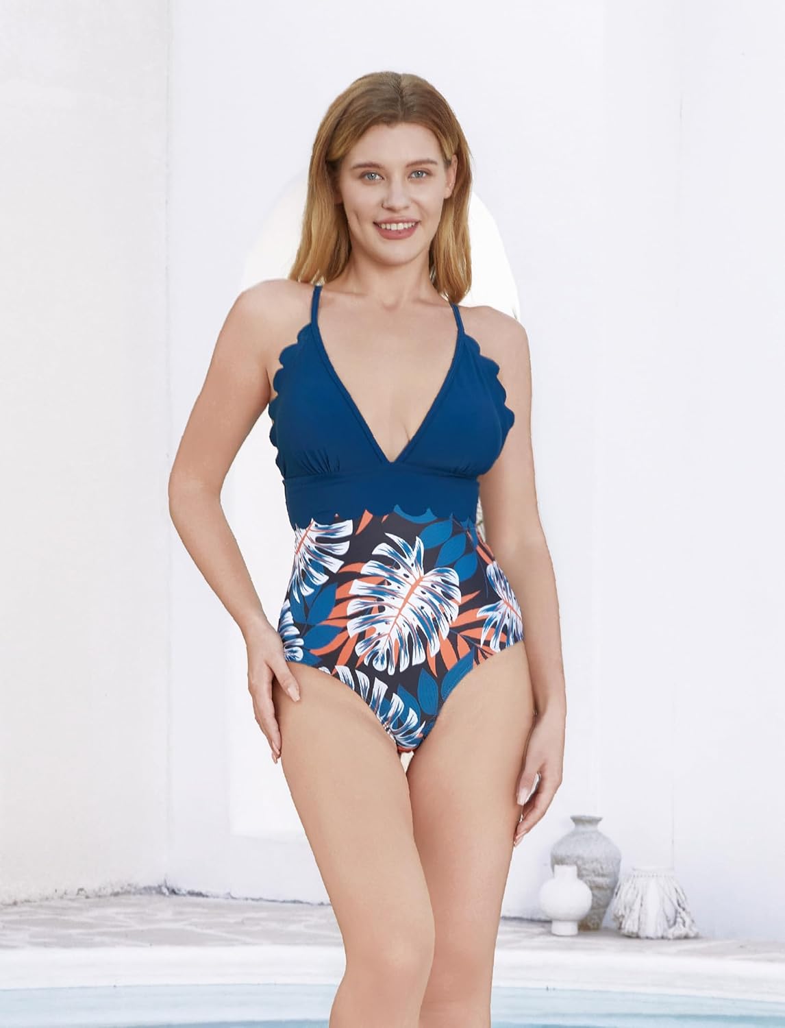 PATPAT Mommy and Me Matching Swimsuit：One Piece V Neck Bathing Suits Leaves Printed Family Swimwear Matching Set