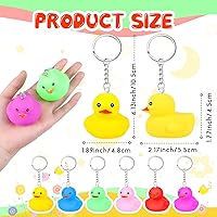 Vista 2 de Deekin 24 Piezas Llaveros de Patito de Goma 2.17'' Llaveros Lindos Chirriantes de Patito de Crucero a Granel Cadenas 3D para Regalo de Navidad