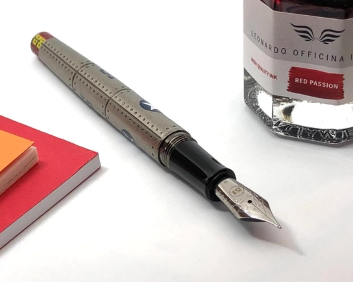 Retro 51 Tornado Fountain Pen - P-51 Mustang Edition, Jowo #6 Nib