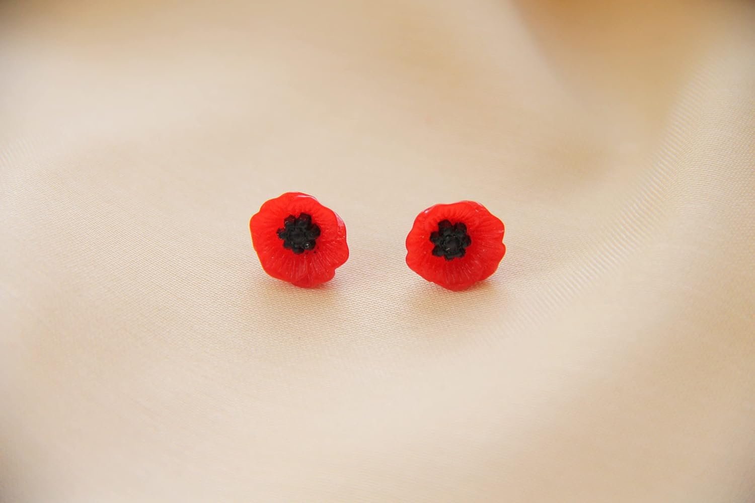 Poppy Stud Earrings, Handmade Red Flower Stud Earrings, Remembrance Day Floral Jewelry, Tiny Cute Earring for Women, Birthday Gift Idea, Thanksgiving Jewellery - Image 7