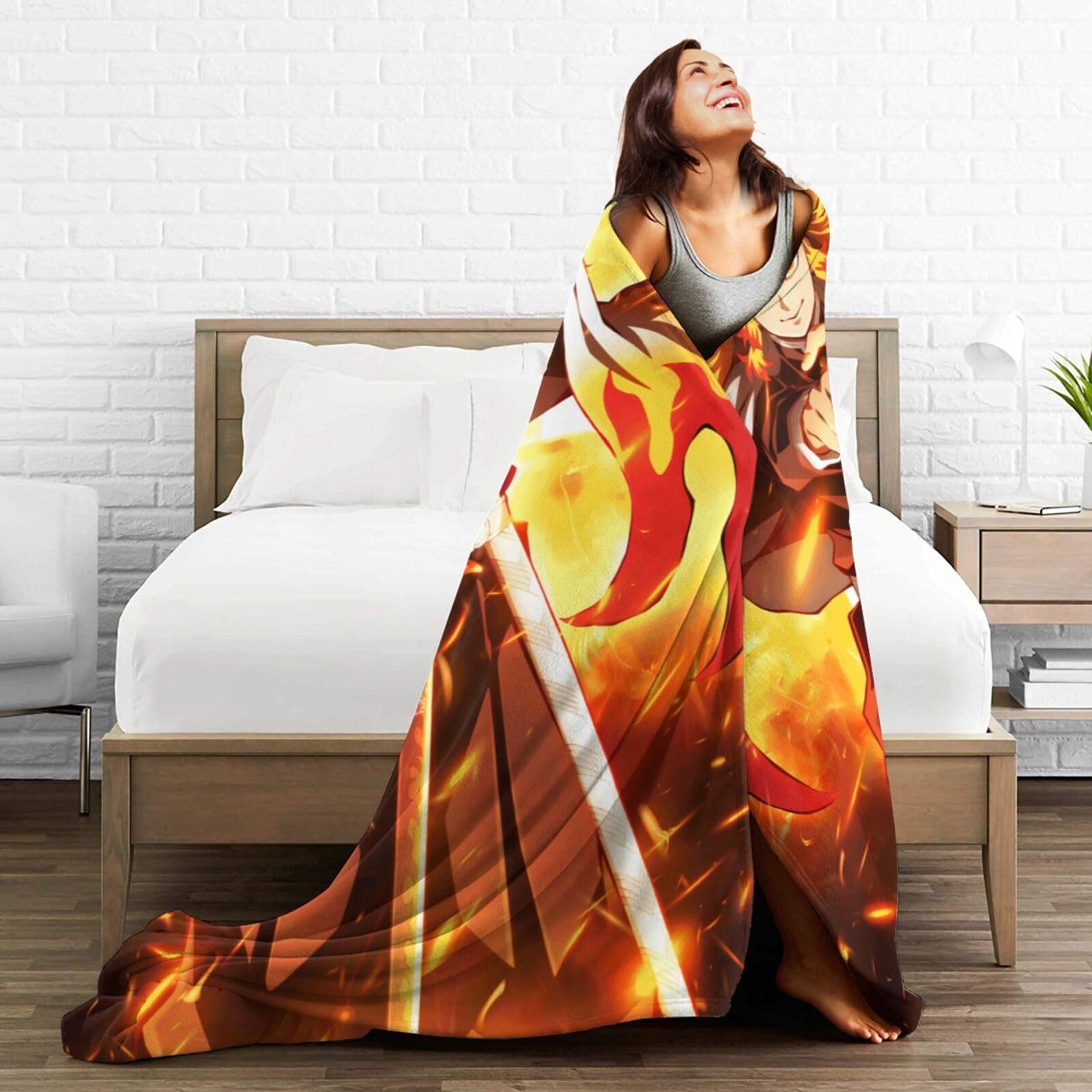 鬼滅の刃　フランネル毛布 煉獄杏寿郎柄 Amazon｜2021 鬼滅の刃 無限列車編 煉獄 杏寿郎 炎柱 毛布