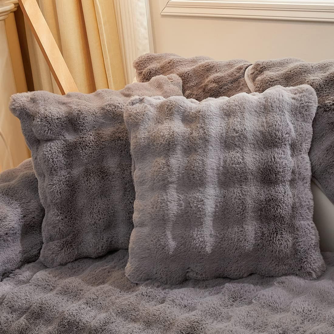 vctops 2 Pack Double-Sided Faux Fur Decorative Throw Pillow Covers Soft Warm Shaggy Plush Cushion Cover Fuzzy Furry Square Pillow Covers (Pink,18"x18")