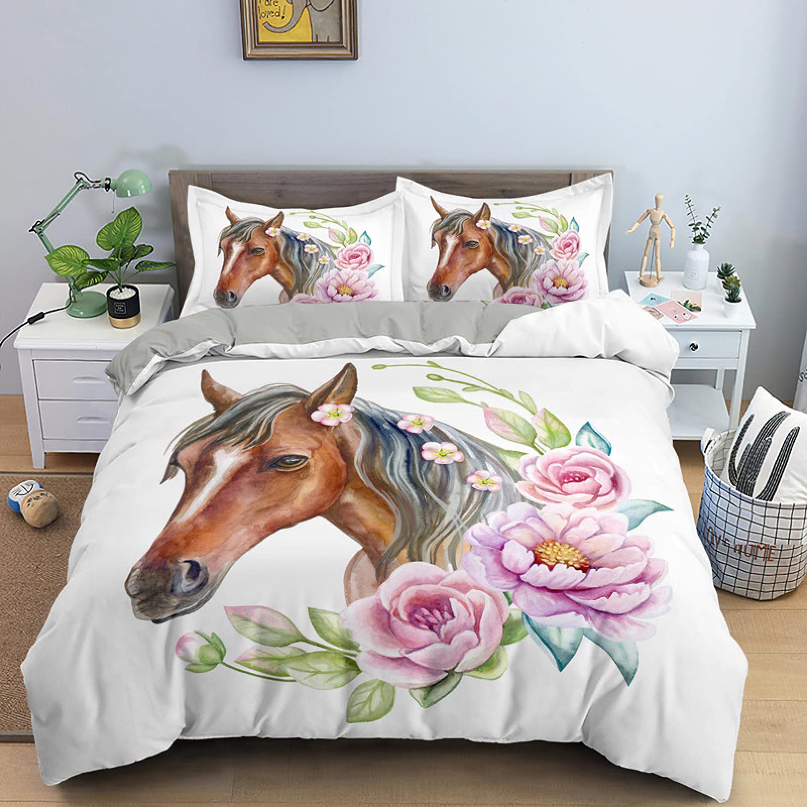 Parure de lit 160x200 cheval et roses pour créer une chambre de fille cocooning