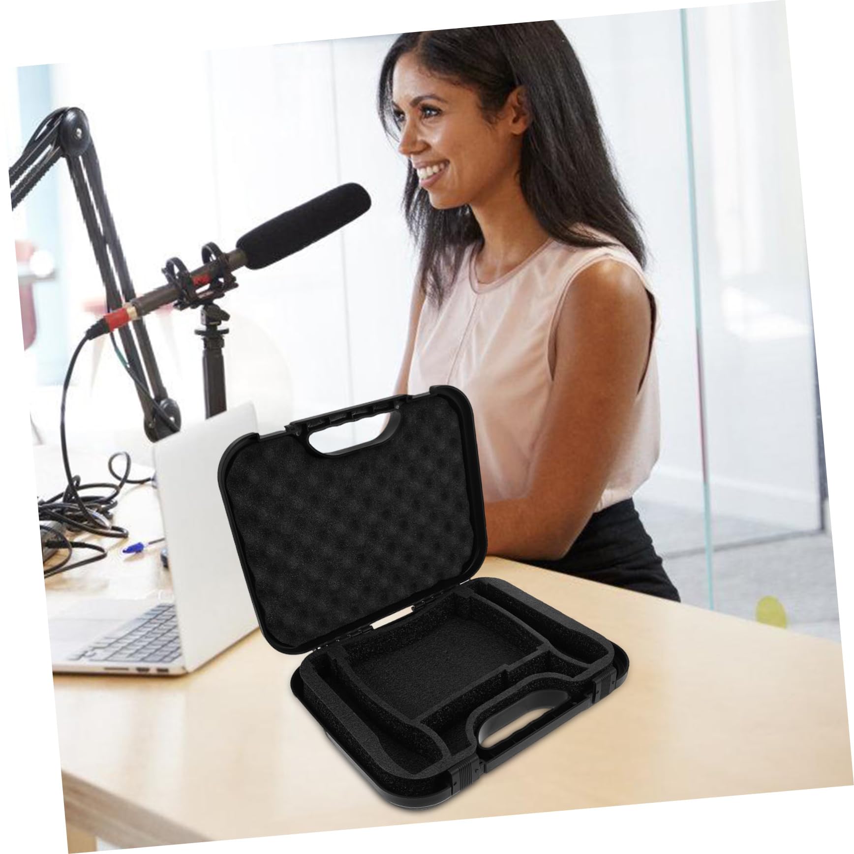 Estuche para Micrófono de Condensador con Gran Capacidad, Diseño Portátil y Resistente al Agua para Grabación y Equipo de Podcast en Color Negro