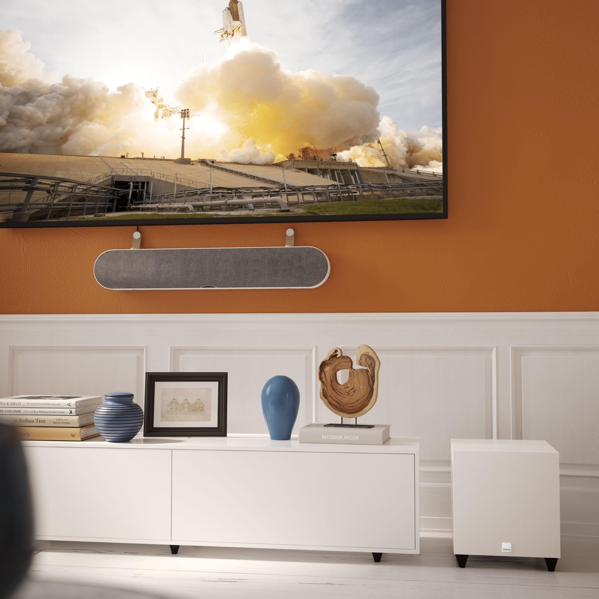 DALI SUB C-8 D – Kompakter Subwoofer mit 8" Downfiring-Tieftöner, kraftvollem Class-D-Verstärker, ideal für HiFi-Anlagen & Heimkino Soundsysteme