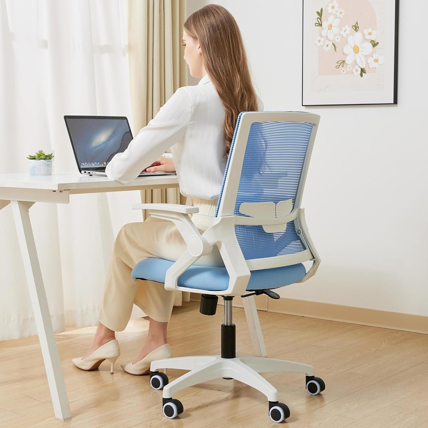 Ergonomic Office Chair Desk Chair with Adjustable Height Mesh Computer Chair Swivel Chair with Flip-up Arms and Lumbar Support Blue