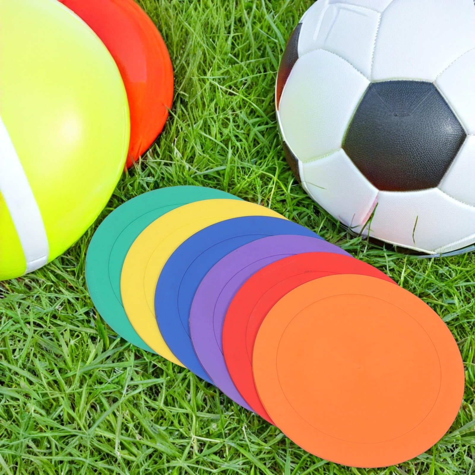 6 Piezas Discos de Entrenamiento de Fútbol de TPE Ligeros y Planos para Práctica Deportiva Alta Visibilidad, Ideales para Equipos y Entrenadores