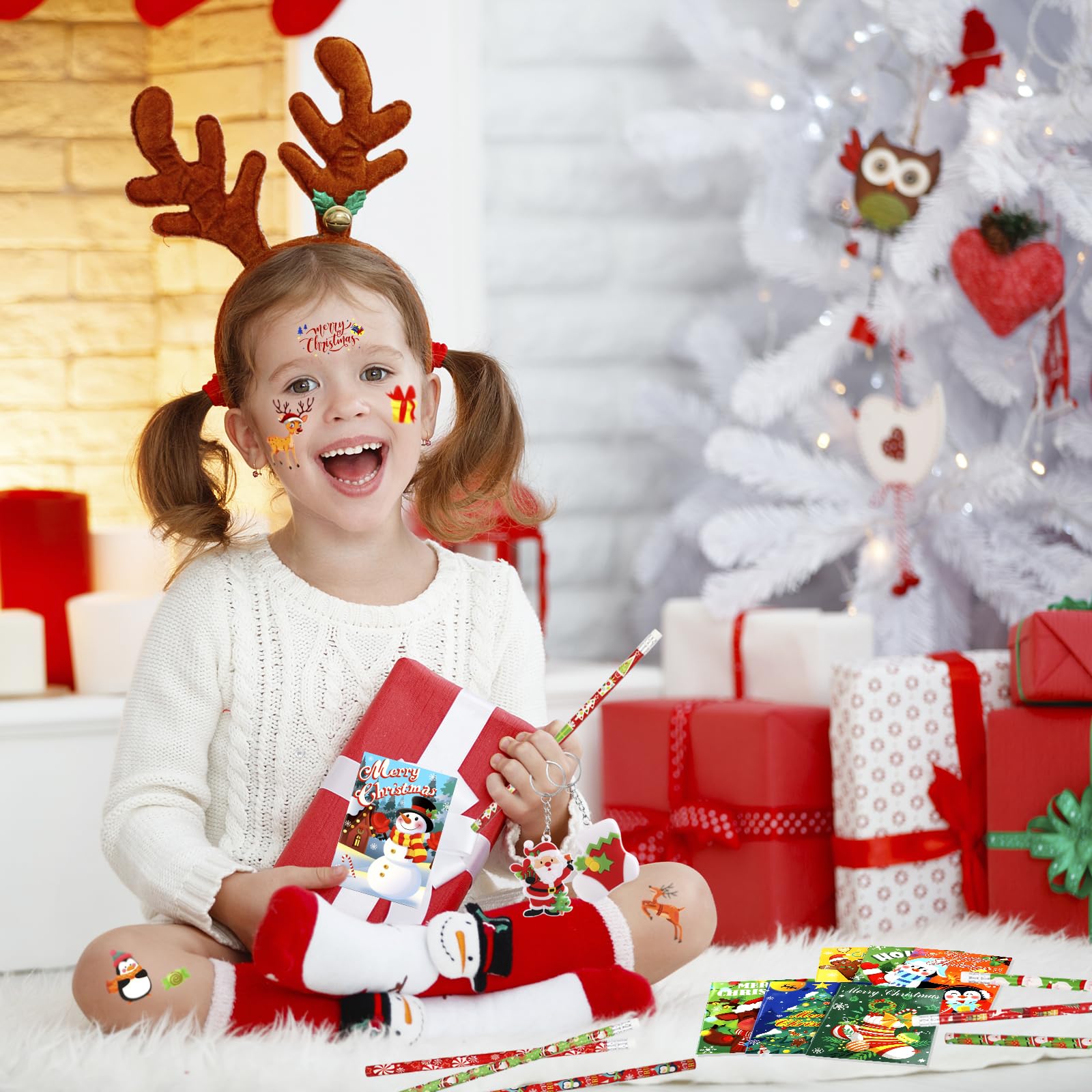 Bloc Note Noel HOWAF Lot De 36 Crayons De Noël Pour Enfants, Crayons De Noël Crayon Noel