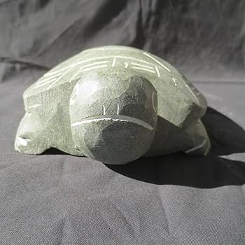 Amazon.co.jp: 緑カメ 全長23cm 亀 かめ 置物 彫刻品 長寿 祝い