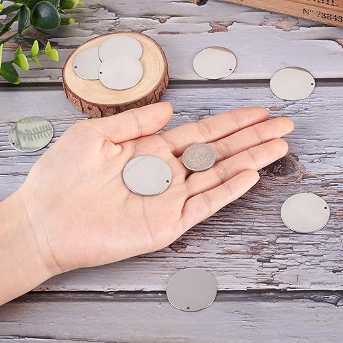Vista 39 de Pandahall - 60 unidades de etiquetas colgantes de acero inoxidable redondo plano de 3/5 a 1-1/5 pulgadas para fabricación de joyas
